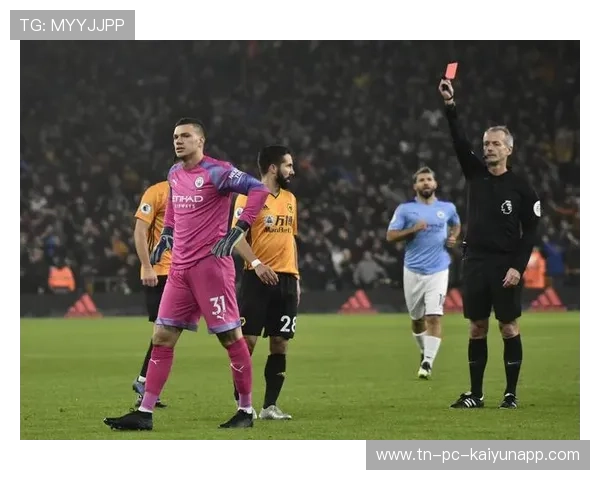 “华金·托比利亚的速度与反应力，为美洲狮队提供强大防守保障”